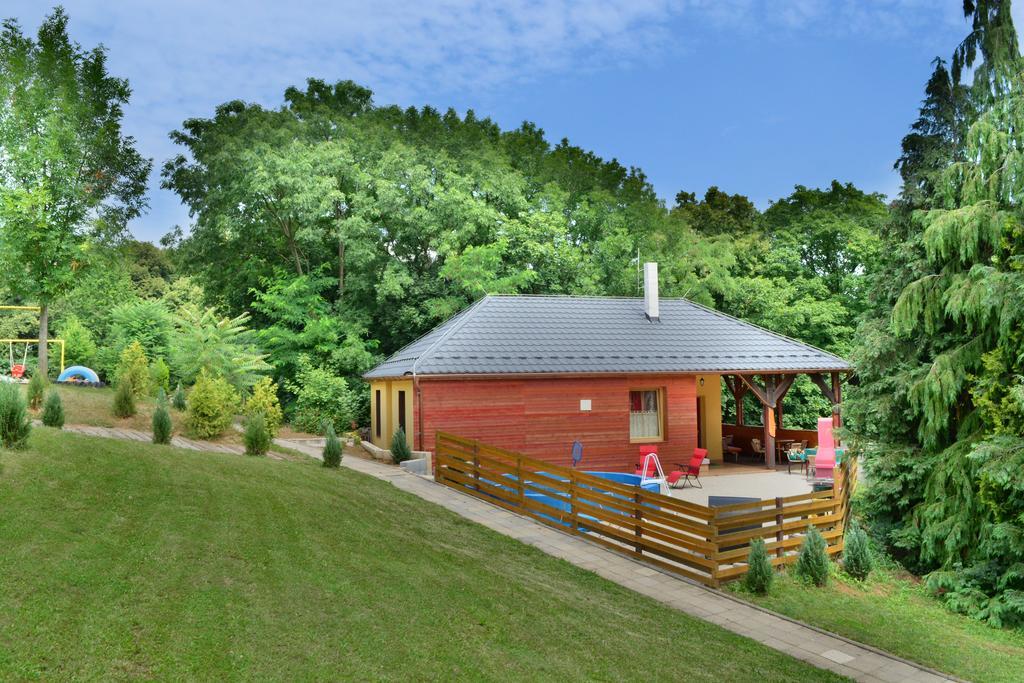 Areal Hradisek Villa Klobouky u Brna Екстериор снимка