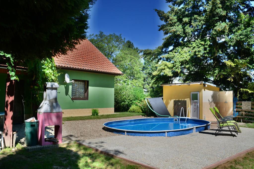 Areal Hradisek Villa Klobouky u Brna Екстериор снимка